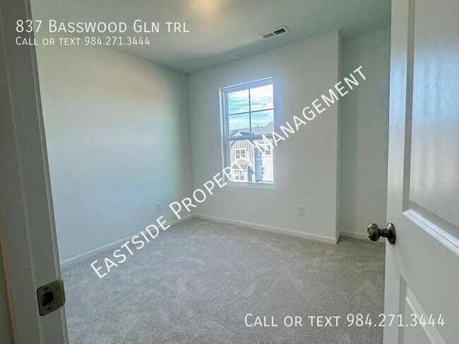 Building Photo - Enjoy this BRAND NEW & FANTASTIC 3-floor T...