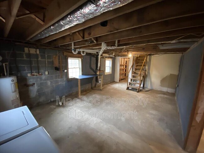 Building Photo - 11308 Gordon Rd