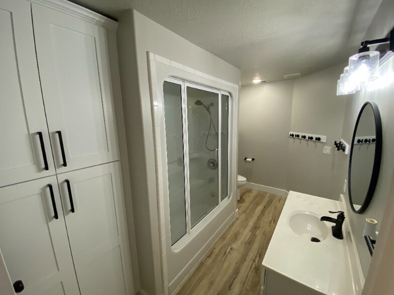 Primary Photo - 2265 S Linda Wy