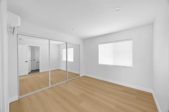 Building Photo - 3 Bedroom, 2 Bathroom Home – Near CSULB