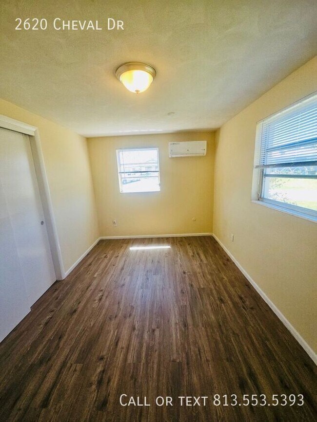 Building Photo - 2620 Cheval Dr