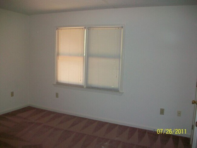Building Photo - 103 Calhoun St