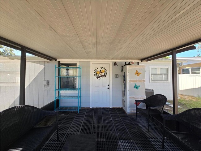 Building Photo - 6343 5th Ave S