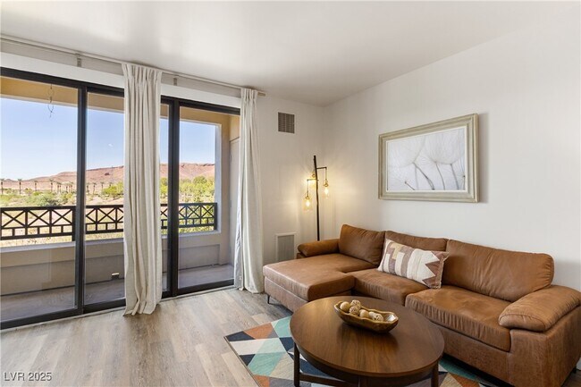 Building Photo - 29 Montelago Blvd