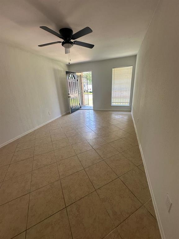 Building Photo - 12808 Dairy Brook Dr