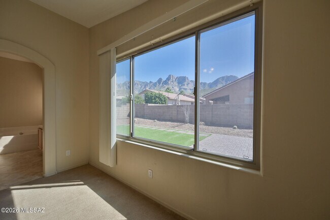 Building Photo - 2468 E Stone Stable Dr