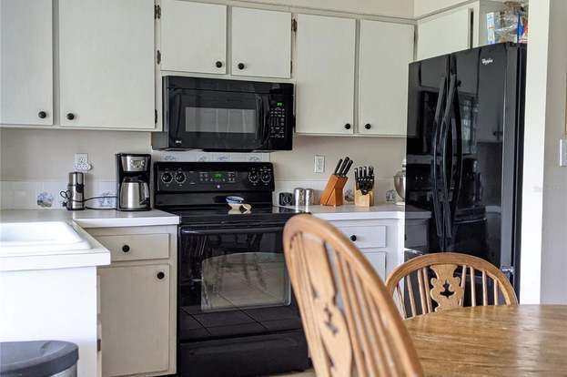 Building Photo - 644 Bonita Ct