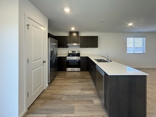 Building Photo - 25263 Todd Way