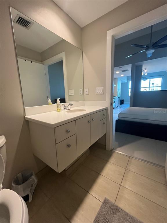 Building Photo - 1208 E Kennedy Blvd