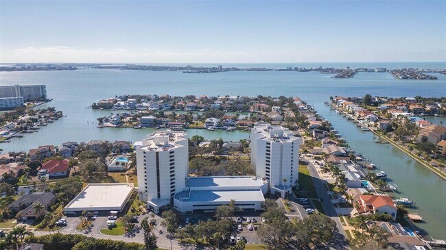 Building Photo - 5950 Pelican Bay Plaza S