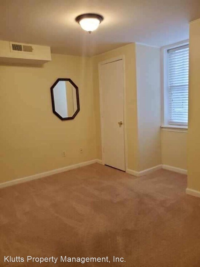 Building Photo - 2 br, 1 bath House - 340 Hollis Road