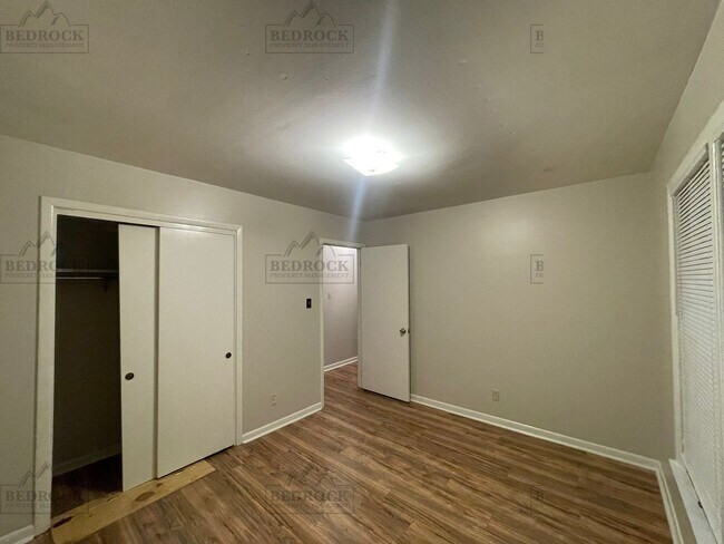 Building Photo - 10002 Lily Flagg Cir SE