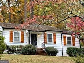 Building Photo - 2005 Clairmont Terrace NE