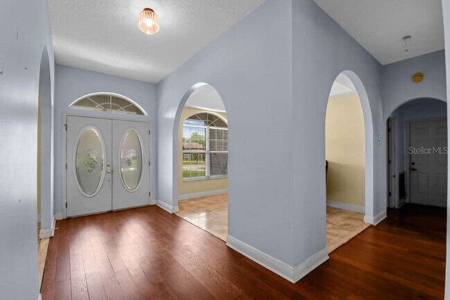 Building Photo - 2396 Nightingale Ln