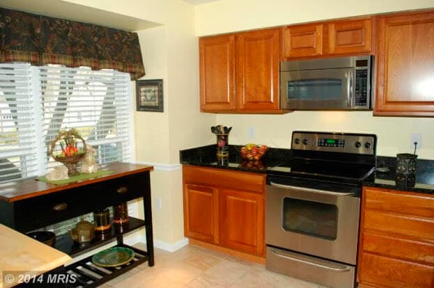 Building Photo - 5659 Ridge View Dr