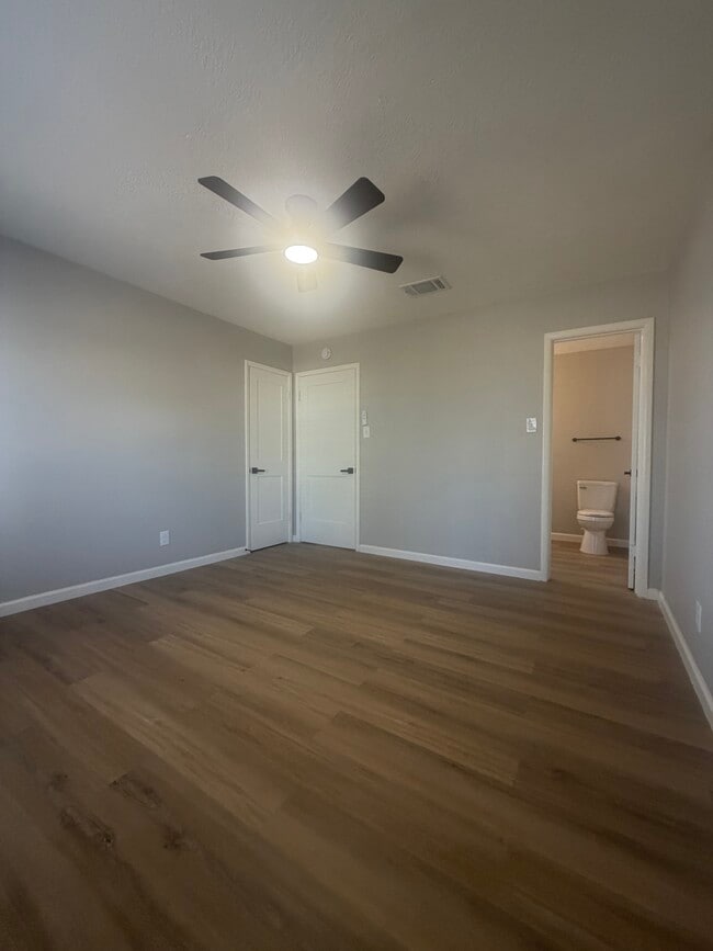 Building Photo - 1612 Jane Dr