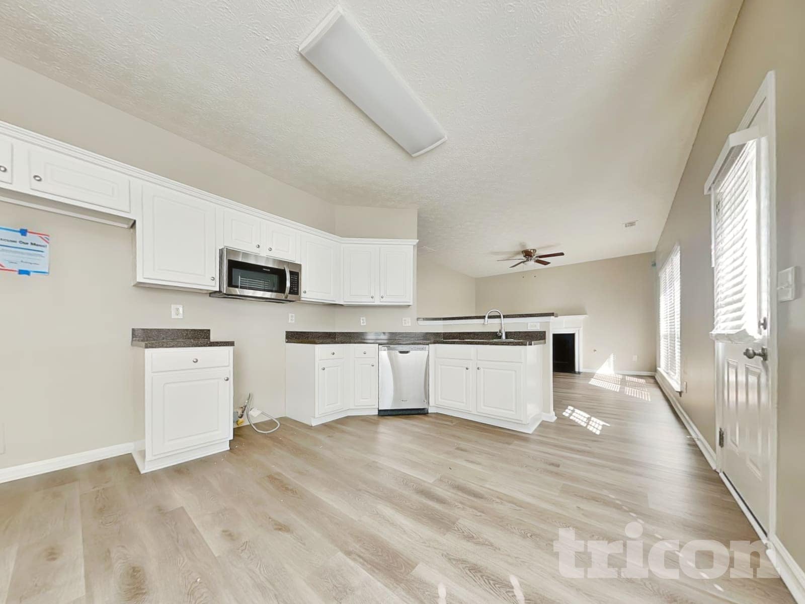 Building Photo - 11906 Fairway Overlook