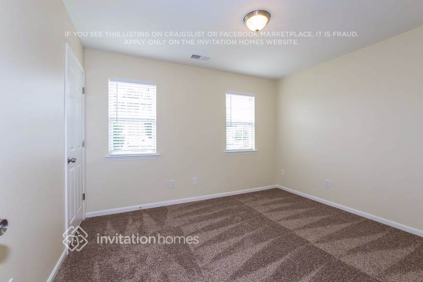 Building Photo - 163 Ashmont Dr
