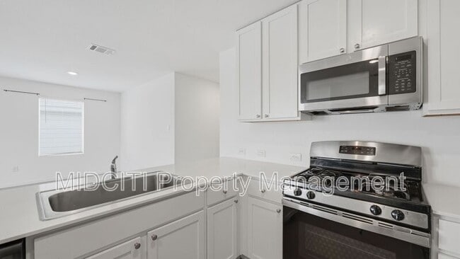 Building Photo - 9161 Luciano Pl