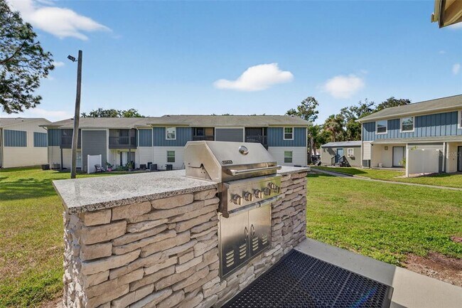 Building Photo - 612 Bass Ct