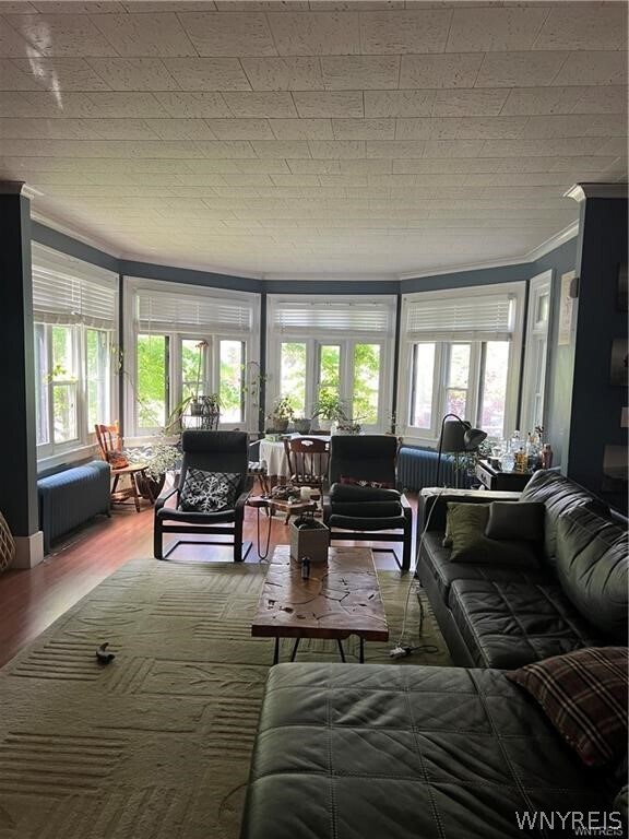 Building Photo - 581 Richmond Ave