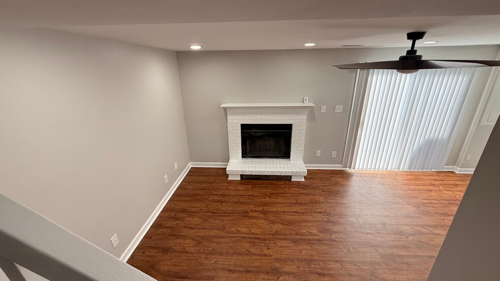 Fireplace - 1319 Peabody Dr