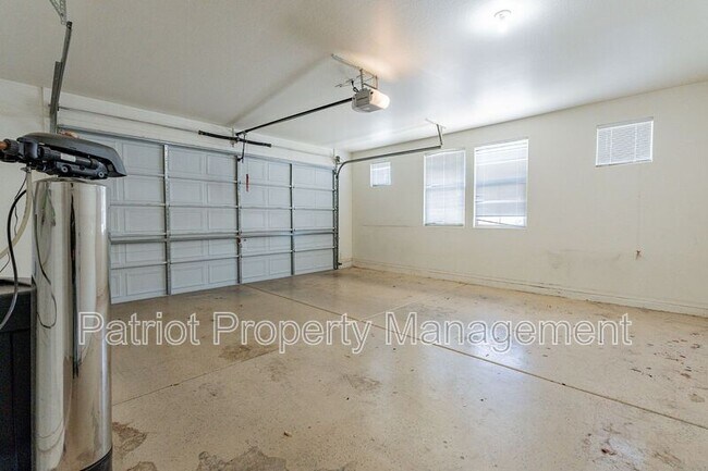 Building Photo - 329 S 172nd Dr