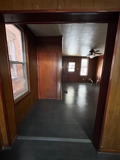 Building Photo - 719 Crescent Ave