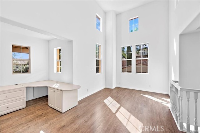 Building Photo - 48 Talmont