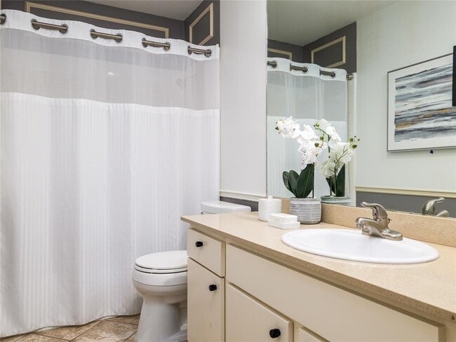 Building Photo - 1821 Westlake Dr