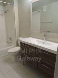 Building Photo - 5401 E Van Buren St