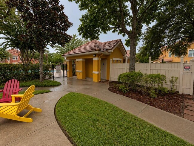 Building Photo - 8848 Villa View Cir