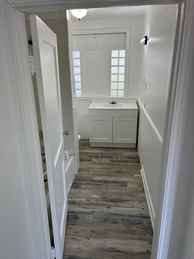 Building Photo - 52 Ponce De Leon Dr