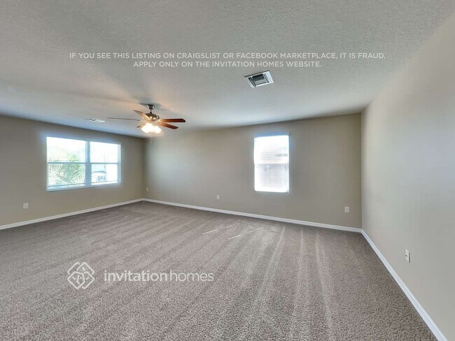 Building Photo - 15749 High Bell Pl