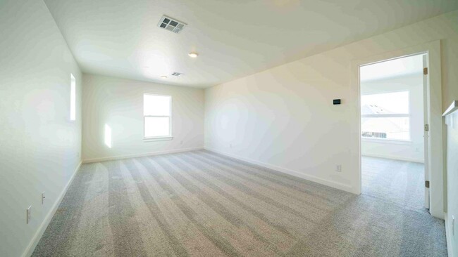 Building Photo - Modern/Newer Home in East Edmond + 4 bed +...