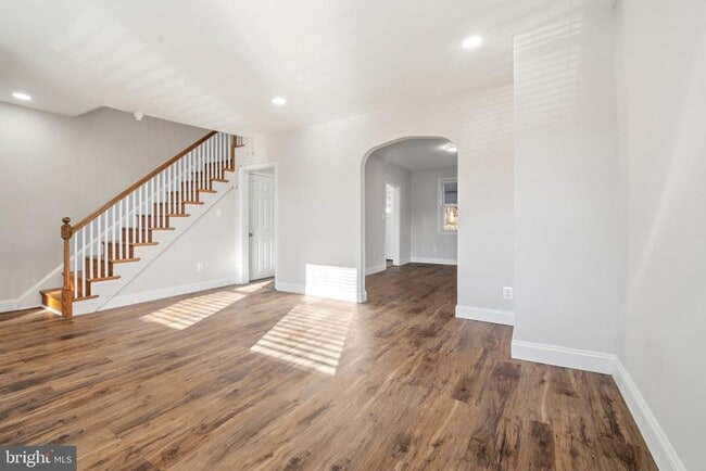 Building Photo - 3426 Parklawn Ave