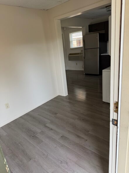 Living - 265 Sycamore St