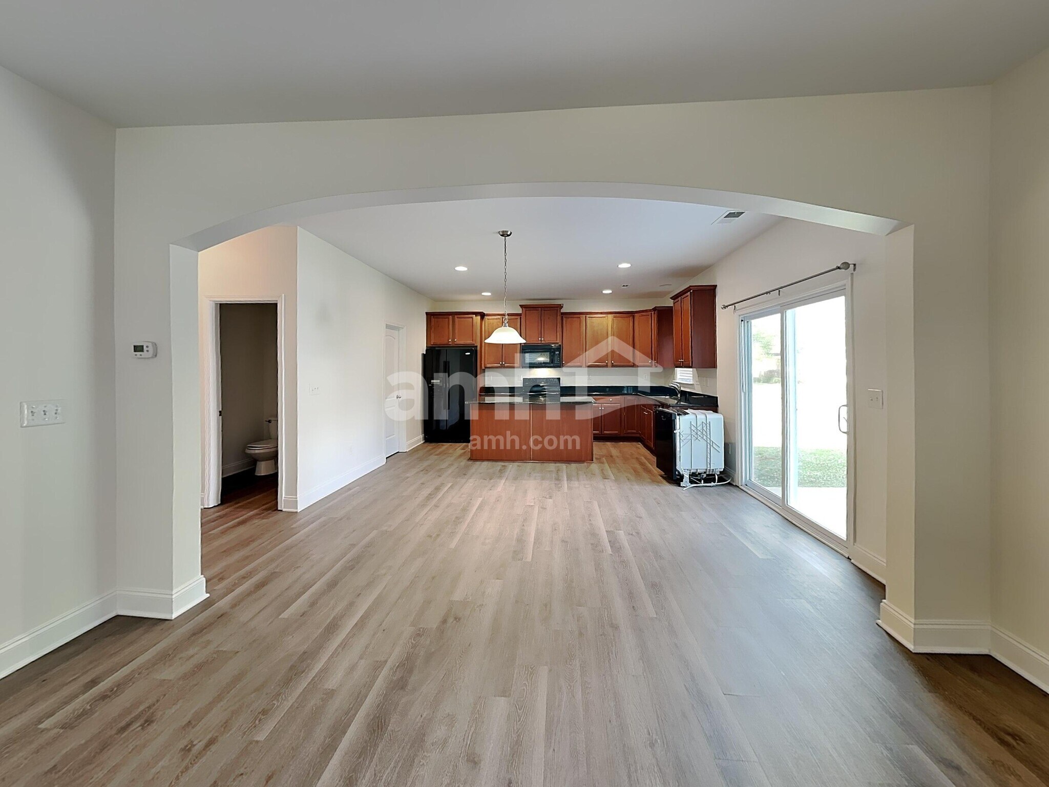 Building Photo - 1001 Haven Ln