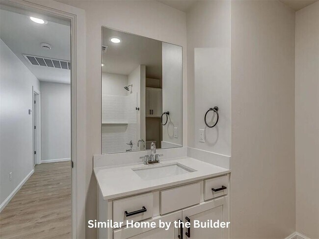 Building Photo - 19608 Horseshoe Ave