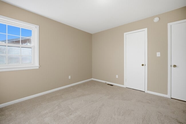 Building Photo - 1210 Pansy St