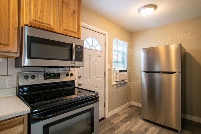 Building Photo - 207 E Stuart St