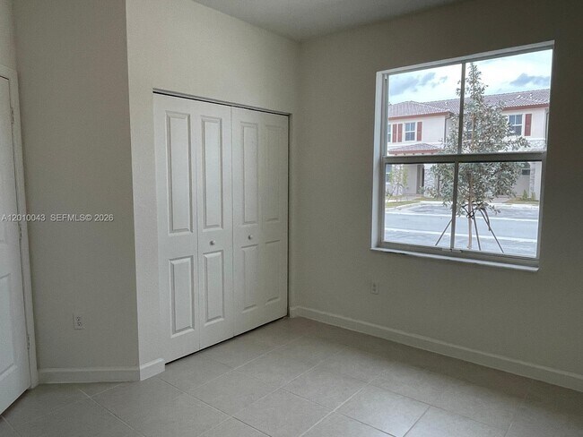 Building Photo - 12372 NW 23rd Ct