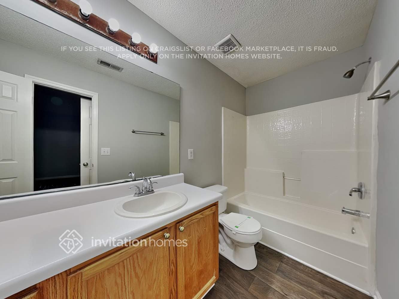 Building Photo - 4112 Toccopola St