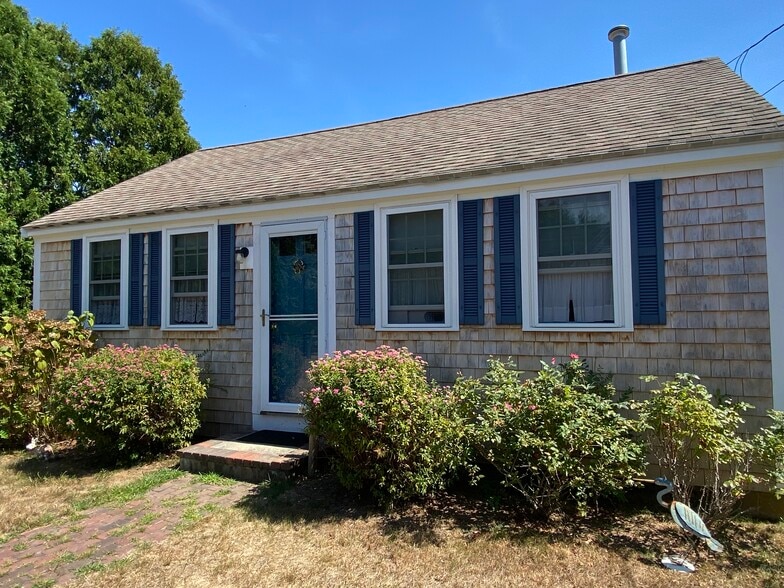 Primary Photo - 20 Bay View Rd