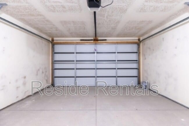 Building Photo - 35 N Gateway Dr
