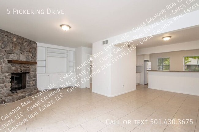 Building Photo - 5 Pickering Dr