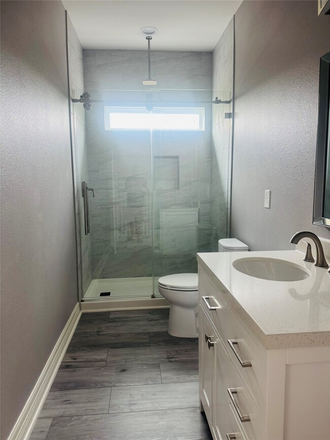 Building Photo - 2622 Metcalf St