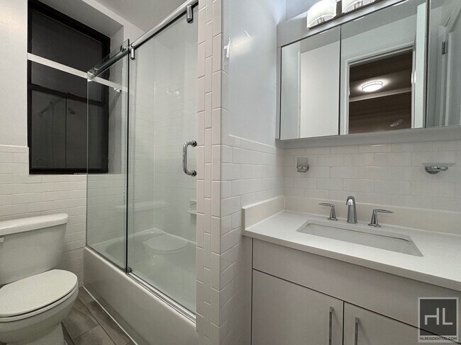 Building Photo - WEST 58 STREET