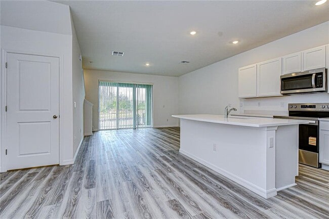 Building Photo - 17485 Spanish Oak Lp