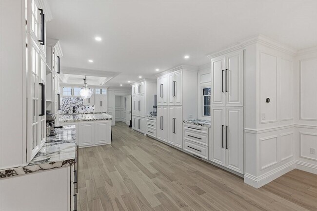 Building Photo - 959 Chestnut St